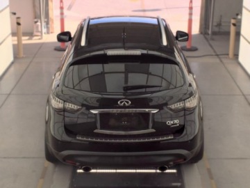 Infiniti QX70 2017 Infiniti QX70 3.7l 2017 3.7 Benzyna 325KM, zdjęcie 2