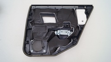 CADILLAC CTS 02-07 ОБИВКА ДВЕРИ ЗАДНЕЙ СЛЕВА