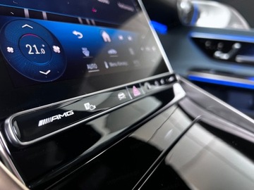 Mercedes AMG GT C190 Coupe 4d Facelifting 4.0 63 585KM 2024 MERCEDES-BENZ AMG GT 63 4Matic+ Coupe 4.0 (585KM) 2025, zdjęcie 9