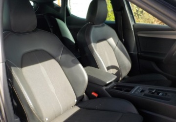 Cupra Leon II Hatchback 1.5 eTSI MHEV 150KM 2023 Cupra Leon Okazja 1.5 Benzyna 150KM, zdjęcie 17