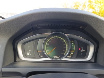 Volvo V60 II  2018 VOLVO V60 Facelifting 2.0 T3 DRIVE-E 152KM, Manual, 2x Klucz, zdjęcie 15