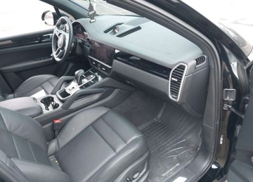 Porsche Cayenne III SUV 3.0 340KM 2023 Porsche Cayenne 2023r., Platinum Edition, 3L, od ubezpieczalni 3.0 Benzyna, zdjęcie 7