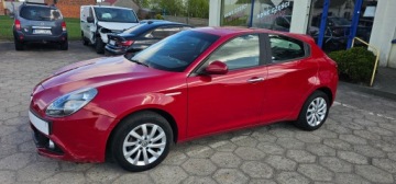 Alfa Romeo Giulietta Nuova II Hatchback 5d Facelifting 2016 1.6 JTDM-2 120KM 2018 Alfa Romeo Giuletta 1.6 Jtdm 120 Km Klima Navi Pdc, zdjęcie 12