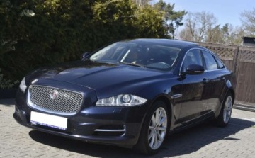Jaguar XJ VII X351 Sedan SWB 3.0L V6D 600 275KM 2015 Jaguar XJ Jaguar XJ 3.0 V6 S Premium Luxury 3.0 Diesel 275KM, zdjęcie 23