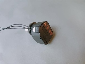 AUDI A3 8P FACELIFT MOTOREK REGULACE SVĚTLA PŘEDNÍ