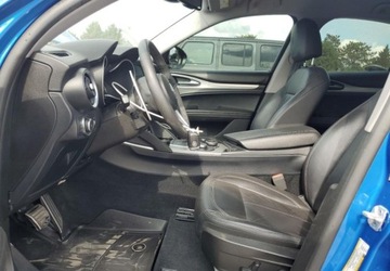 Alfa Romeo Stelvio SUV 2.0 Turbo 280KM 2019 Alfa Romeo Stelvio Auta z USA - Zapytaj o wiecej ofert 2.0 Benzyna 280KM, zdjęcie 7
