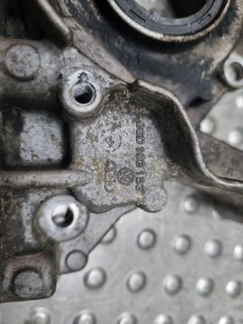 POUZDRO GUFERO KLIKOVÉ HŘÍDELE 06D103153 PASSAT B6 A3 8P SEAT SKODA 2.0 FSI BLX