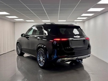 Mercedes GLE V167 SUV Facelifting 3.0 450d 367KM 2026 MERCEDES-BENZ GLE 450 d 4-Matic AMG Line 3.0 (367KM) 2026, zdjęcie 2