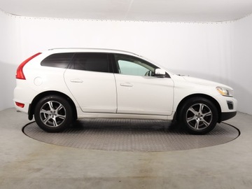 Volvo XC60 I SUV 2.4 D3 163KM 2011 Volvo XC60 D3, 4X4, Automat, Skóra, Xenon, zdjęcie 5