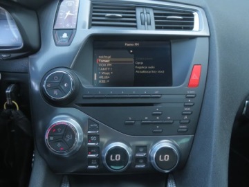 DS 5 Hatchback (Citroen) 2.0 HDi Hybrid4 200KM 2012 Citroen DS5 Hybrid4 Airdream, 197 KM, 4X4, zdjęcie 11