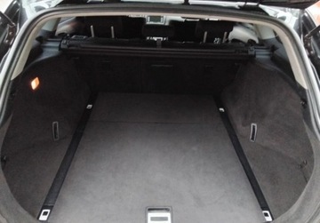 Toyota Avensis III Wagon 1.8 Valvematic 147KM 2010 Toyota Avensis 1,8 Benz Navi Kamera Alugelgi Zarejestrowany w Kraju, zdjęcie 21