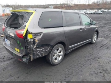 Toyota Sienna III 2020 Toyota Sienna L 2020 3.5 Benzyna 296KM, zdjęcie 5