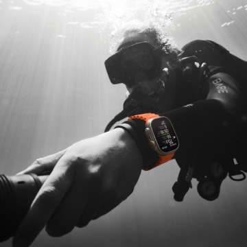 APPLE Watch Ultra 2 GPS Cellular, титановый корпус, 49 мм, с оливковой альпийской петлей