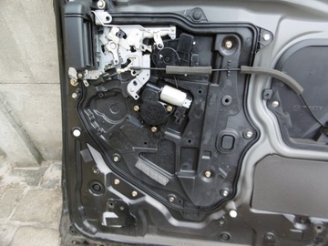 MAZDA 5 2005/2010R - ZVEDÁK OKNO ZADNÍ PRAVÉ