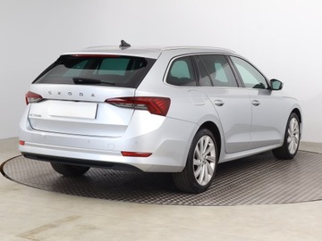 Skoda Octavia IV Scout 1.5 TSI ACT 150KM 2022 Skoda Octavia 1.5 TSI, Salon Polska, zdjęcie 4