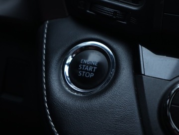Toyota RAV4 IV MPV Facelifting 2.0 D-4D 143KM 2017 Toyota RAV 4 2.0 D-4D, Salon Polska, Skóra, Navi, zdjęcie 16