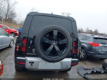 Land Rover Defender IV (L663) 2024 Land Rover Defender 130 P400 S 2024 3.0 Benzyna 395KM, zdjęcie 4