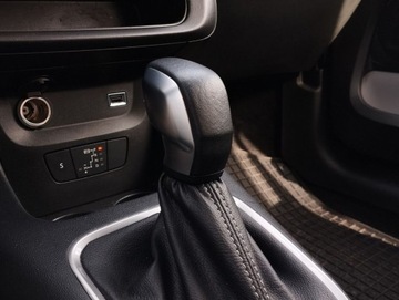 Citroen C3 III Hatchback Facelifting 1.2 PureTech 110KM 2023 Citroen C3 C3 1.2 PureTech Shine EAT6, salon PL, FV23 1.2 Benzyna 110KM, zdjęcie 16