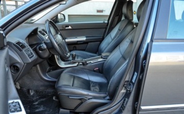 Volvo V50 1.6 DRIVe 109KM 2010 Volvo V50 Lift 2010 r. Bezwypadkowy Skory 1.6 Diesel 109KM, zdjęcie 6