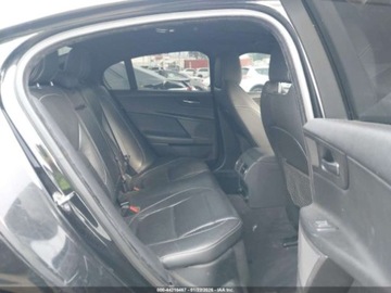 Jaguar XE 2017 Jaguar XE 35T R-Sport 2017 3.0 Benzyna 340KM, zdjęcie 12