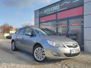 Opel Astra J Sports Tourer 1.4 Turbo ECOTEC 140KM 2012 Opel Astra LPG GWARANCJA Zarejestrowany w PL Aktualne OC Mozliwa zamiana R