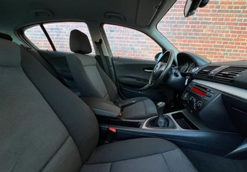 BMW Seria 1 E81/E87 Hatchback 5d E87 2.0 118d 122KM 2006 BMW Seria 1 Klima Alu Niski przebieg Gwarancja w cenie Warszawa VKKW 2.0, zdjęcie 11