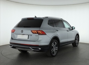 Volkswagen Tiguan Allspace SUV Facelifting 2.0 TSI 245KM 2022 VW Tiguan Allspace 2.0 TSI, Salon Polska, zdjęcie 4