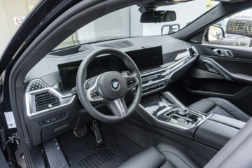 BMW X6 G06 SUV Facelifting 3.0 30d 298KM 2026 BMW X6 xDrive30d, Dostępne od ręki!, zdjęcie 10