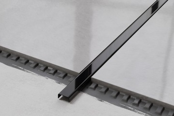 Декоративная планка для кесарева сечения Black Gloss C 2x270см