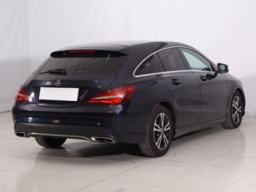 Mercedes CLA C117 Shooting Brake Facelifting 1.6 200 156KM 2017 Mercedes CLA 200, Automat, Skóra, Navi, Klima, zdjęcie 4