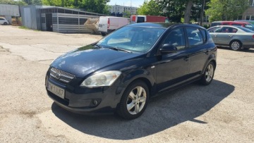 Kia Ceed I Hatchback 1.6 CRDi 115KM 2008 KIA CEE'D liftback 1.6 CRDi 115 115 KM, zdjęcie 2