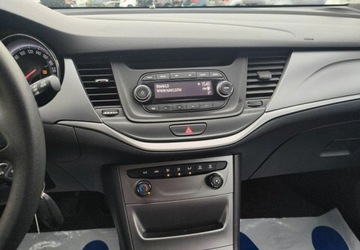 Opel Astra K Sports Tourer 1.0 Turbo 105KM 2016 Opel Astra Super stan Kola zimowe Bezwypadek Benzyna 105KM, zdjęcie 17