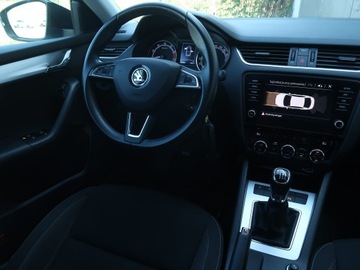 Skoda Octavia III Liftback Facelifting 1.5 TSI ACT 150KM 2019 Skoda Octavia 1.5 TSI, Salon Polska, Klima, zdjęcie 6