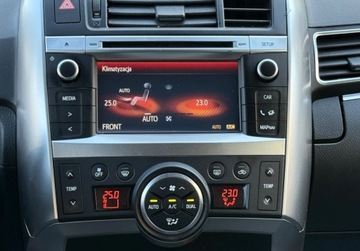 Toyota Verso Minivan Facelifting 1.6 D-4D 112KM 2015 Toyota Verso Navi, Dach panoramiczny, Kamera, 7 osobowy 1.6 Diesel 112KM, zdjęcie 8