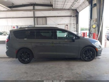 Chrysler Pacifica II 2025 Chrysler Pacifica Limited 2025 3.6l 3.6 Benzyna 287KM, zdjęcie 6