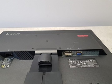 МОНИТОР LENOVO L2250p 1680 x 1050 VGA DVI