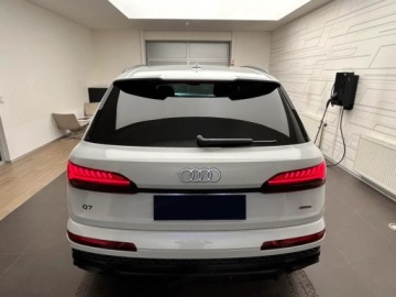 Audi Q7 II 2026 AUDI Q7 60 TFSI e quattro S Line Suv 3.0 (490KM) 2026, zdjęcie 1