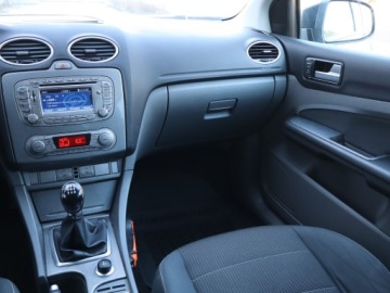 Ford Focus II Focus C-Max 1.6 TDCi 109KM 2009 Ford Focus 1.6 TDCi, HAK, Klima, Klimatronic, zdjęcie 7
