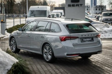 Skoda Octavia IV Liftback 1.5 TSI EVO 150KM 2026 Škoda Octavia Skoda Octavia Combi Sportline 1.5, zdjęcie 7