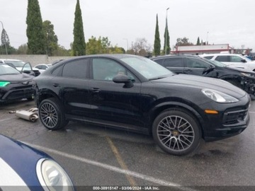 Porsche Cayenne III 2021 Porsche Cayenne Coupe, 2021r., 4x4, 3.0L 3.0 Benzyna 335KM, zdjęcie 2