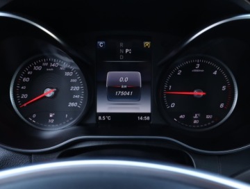 Mercedes GLC C253 SUV 2.1 220 d 170KM 2018 Mercedes GLC GLC 220 d 4MATIC, Salon Polska, zdjęcie 10