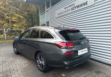 Hyundai i30 III Wagon Facelifting 1.0 T-GDI 120KM 2022 Hyundai i30 1.0 T-GDI 120KM Smart SalonPL SerwisASO FV23 Gwarancja P.Zima, zdjęcie 3