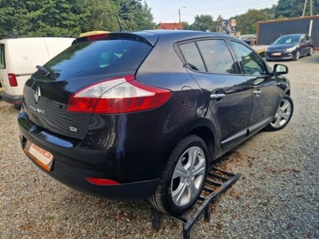 Renault Megane III Hatchback 1.4 16v TCe 130KM 2009 Renault Megane Serwisowane. Klimatronic, zdjęcie 6