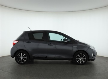 Toyota Yaris III Hatchback 5d Facelifting 2017 1.5 Hybrid 100KM 2018 Toyota Yaris 1.5 Hybrid, Salon Polska, Serwis ASO, zdjęcie 5