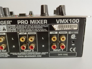 DJ-микшер Behringer Pro Mixer VMX100