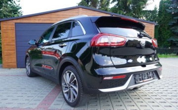 Kia Niro I Crossover 1.6 GDi Hybrid 141KM 2016 Kia Niro Bezwypadkowy Serwisowany 1-Wlasciciel Navi Kamera Blis Asystenci, zdjęcie 5