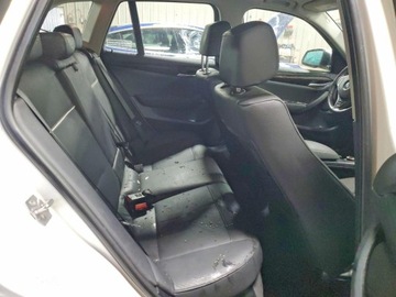 BMW X1 F48 2015 BMW X1 xDrive28i 2015 2.0 Benzyna 240KM, zdjęcie 3