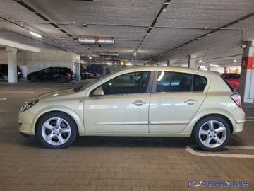 Opel Astra H Hatchback 5d 2.0 turbo ECOTEC 200KM 2004 Opel Astra 2.0Turbo Cosmo Bezwypadkowa 2.0 Benzyna 200KM, zdjęcie 15