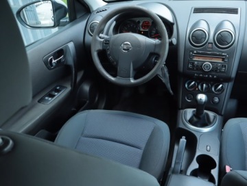 Nissan Qashqai I Crossover 1.6 115KM 2009 Nissan Qashqai 1.6, Salon Polska, Klima, zdjęcie 6