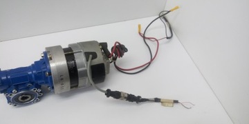 Электродвигатель BLDC Мотор-редуктор AMG 6334 Iskra 24V 40 об/мин